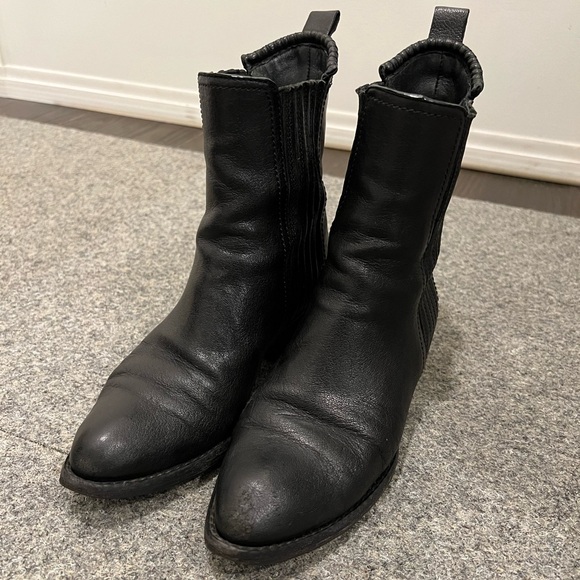 Alexander Wang Anouck Chelsea Boot Silver Size 5 - Picture 2 of 14